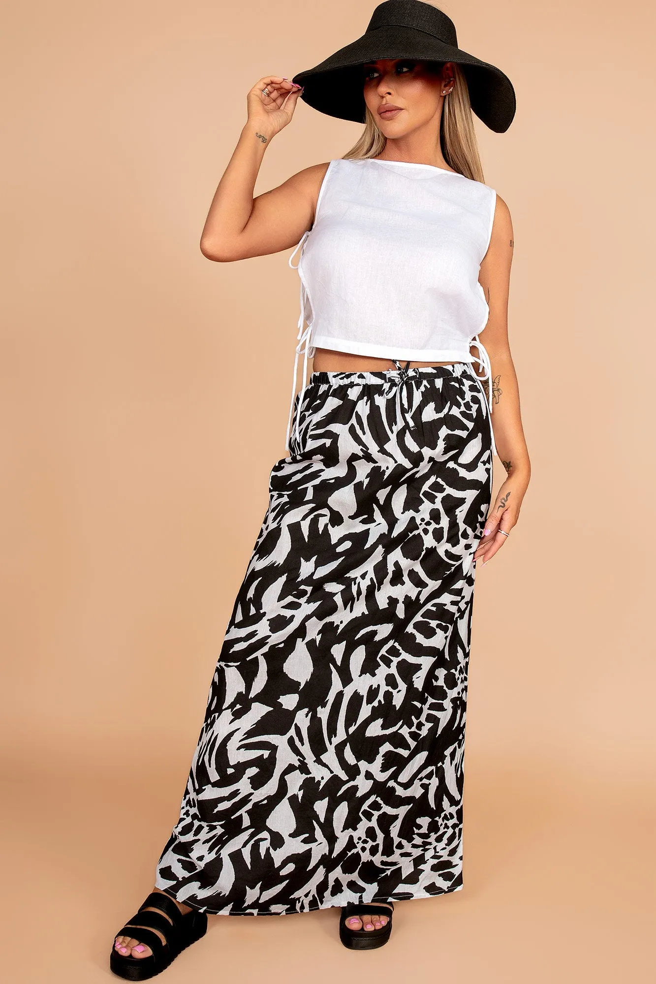 Agatha Monochrome Linen Skirt