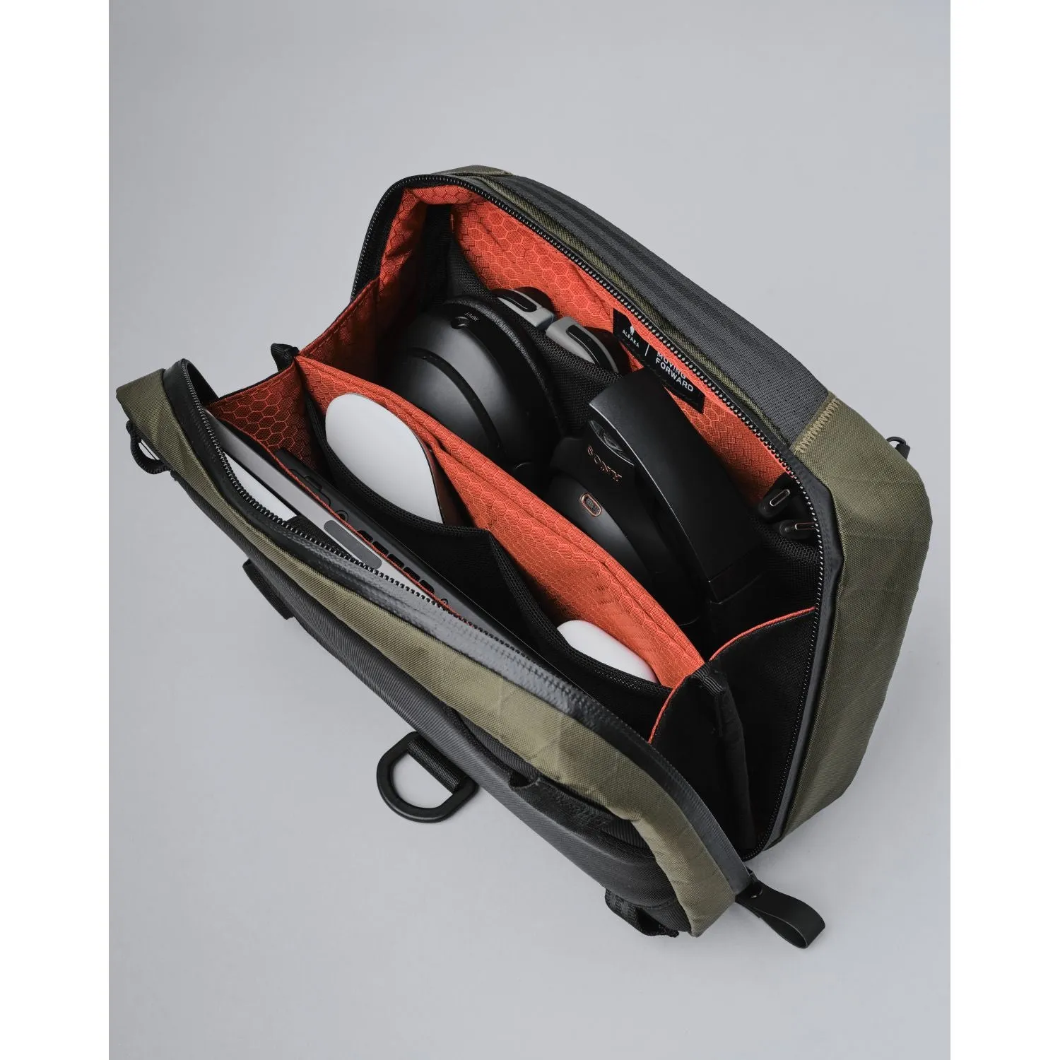 ALPAKA Elements Tech Case Sling Max