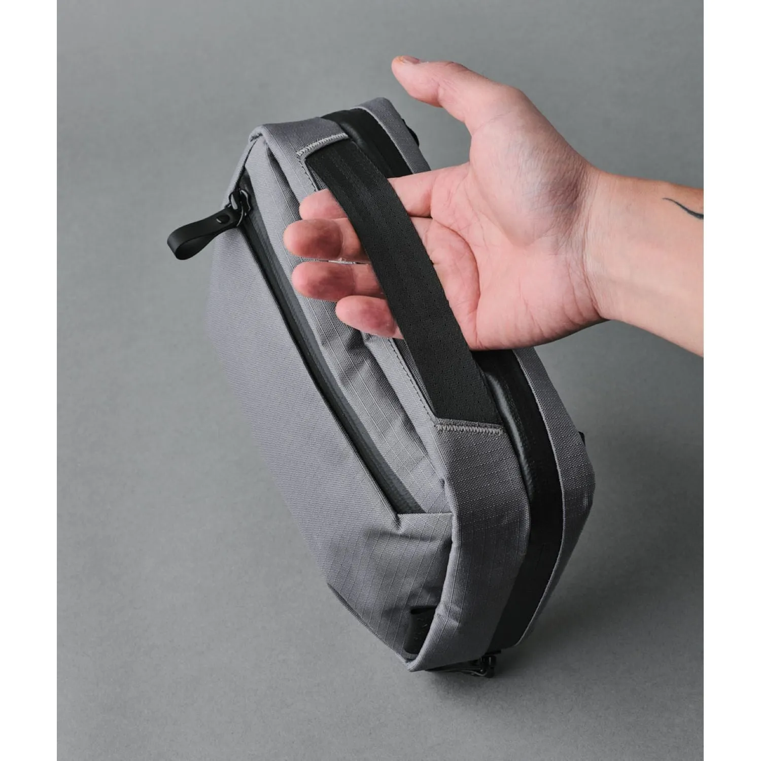 ALPAKA Elements Tech Case Sling Max