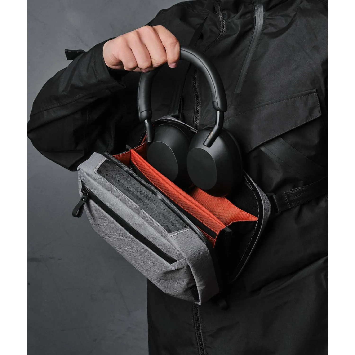 ALPAKA Elements Tech Case Sling Max