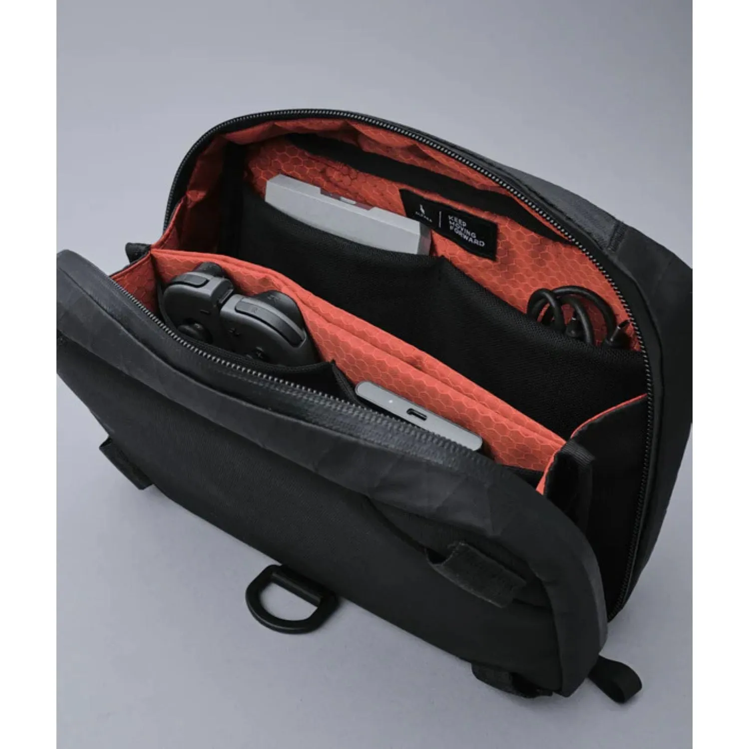 ALPAKA Elements Tech Case Sling Max