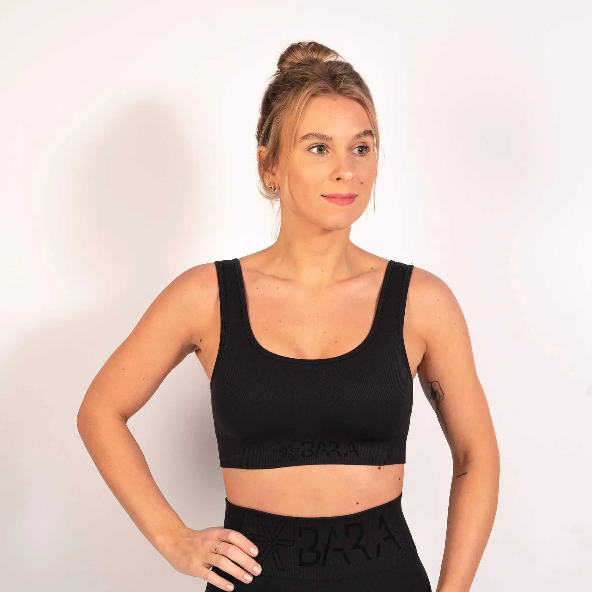 Black Ribbed Seamless Bra