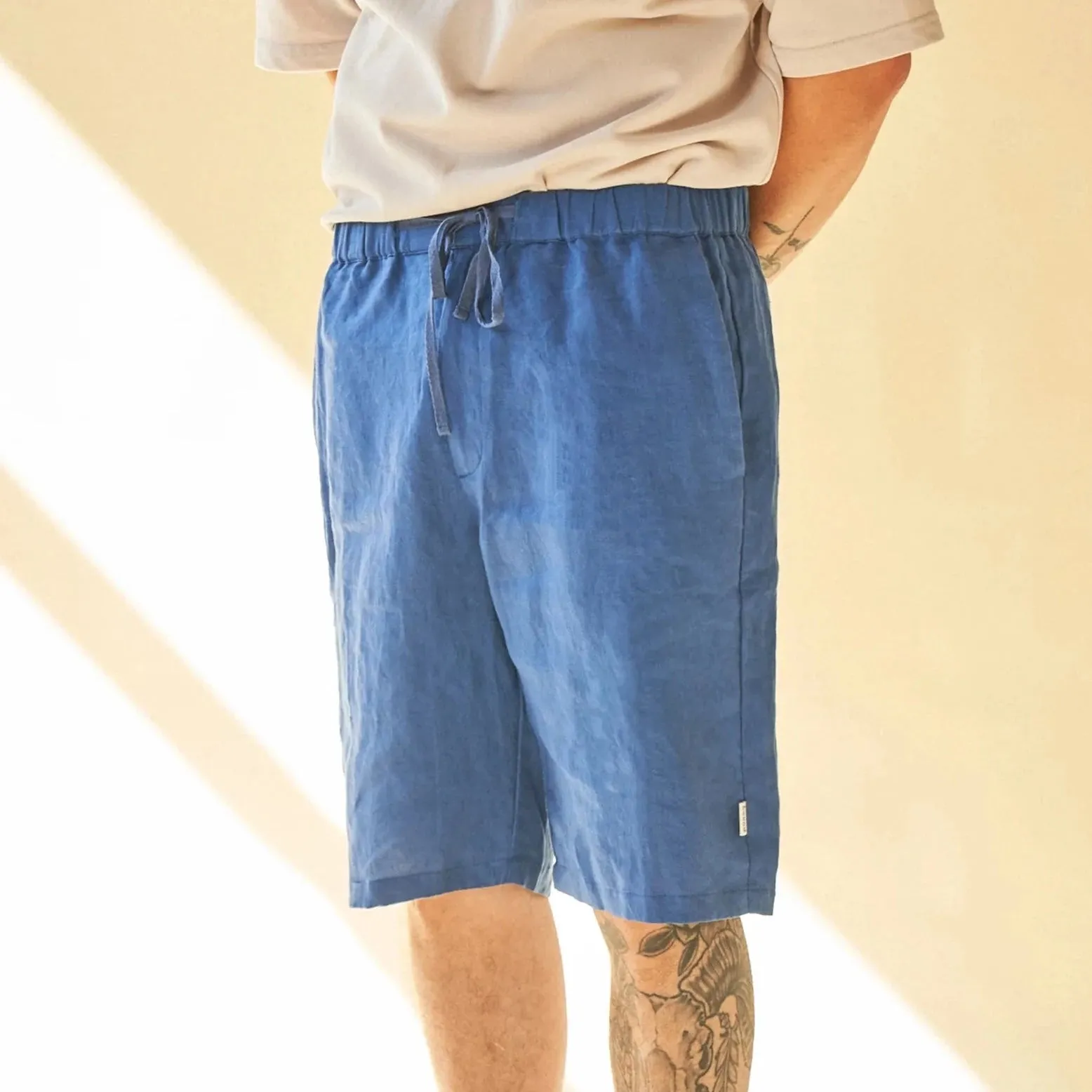 bound 'Tagus' Linen Shorts - Legion Blue