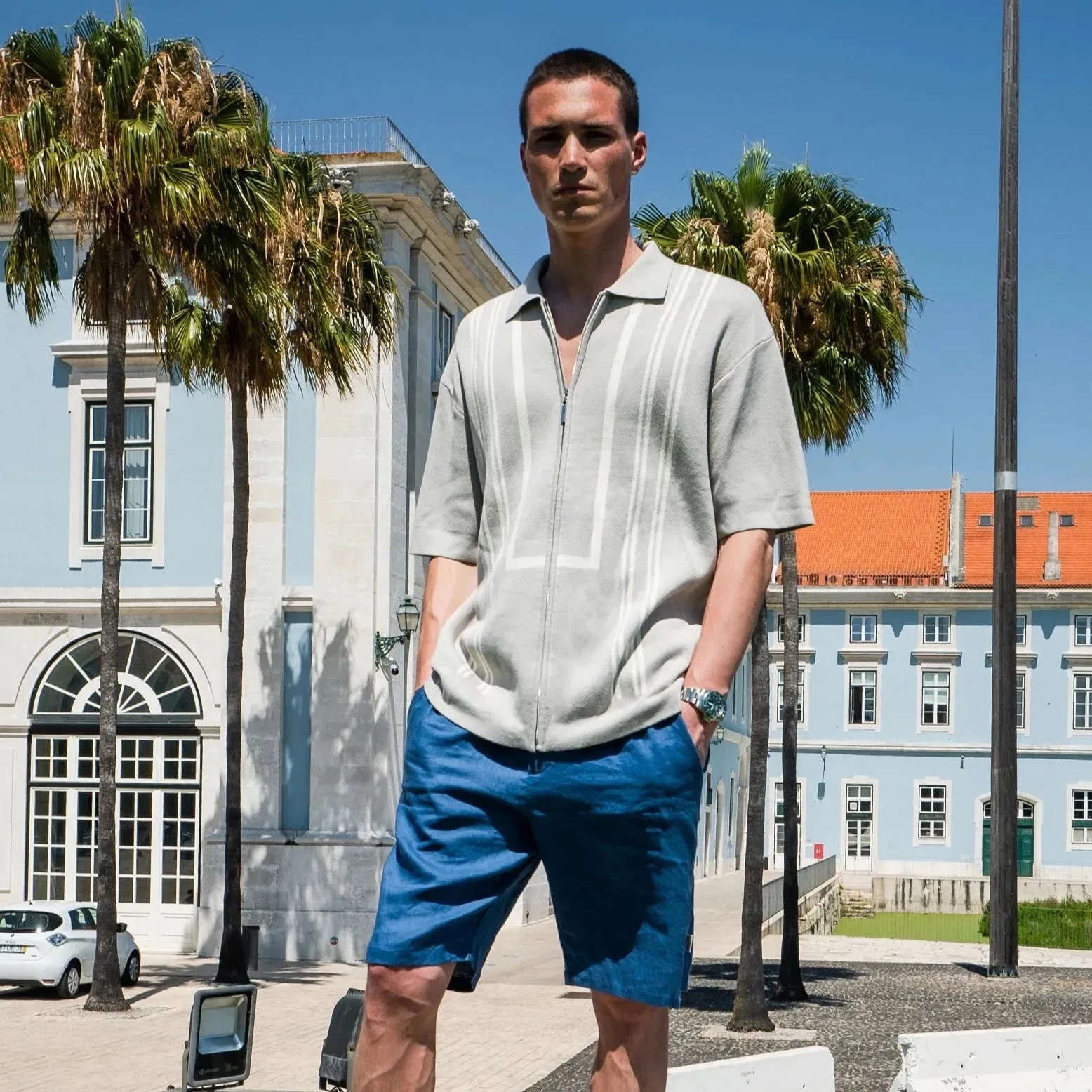 bound 'Tagus' Linen Shorts - Legion Blue