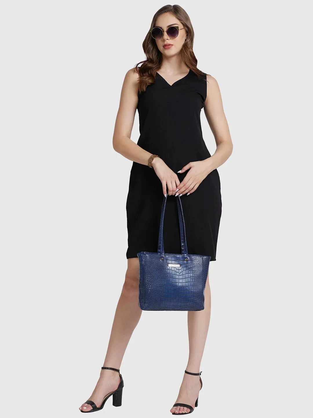 Caprese Luciana Tote Medium Navy