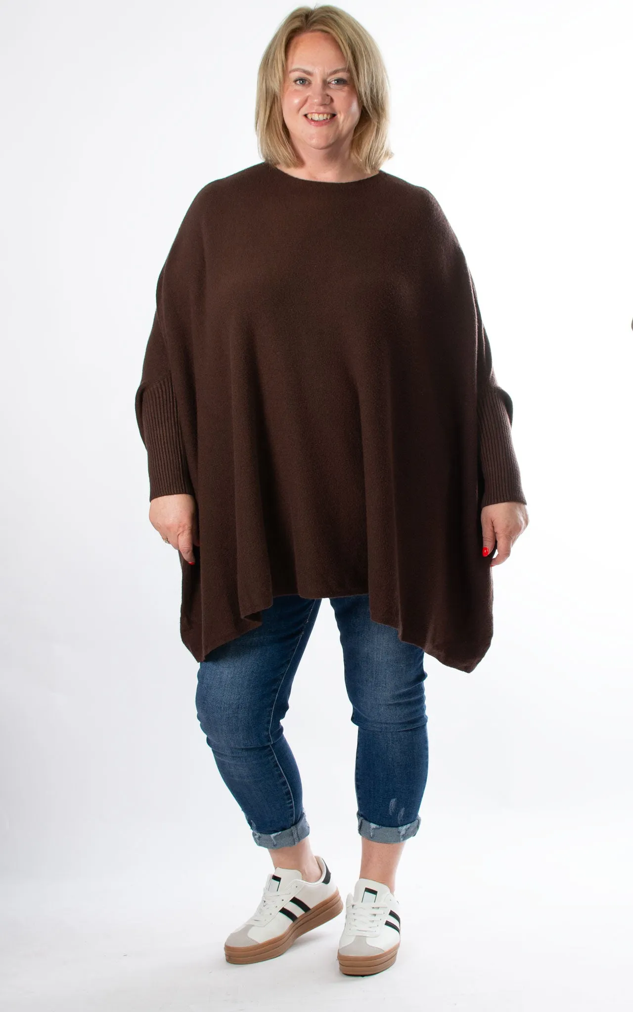 Charlotte Round Neck | Chocolate