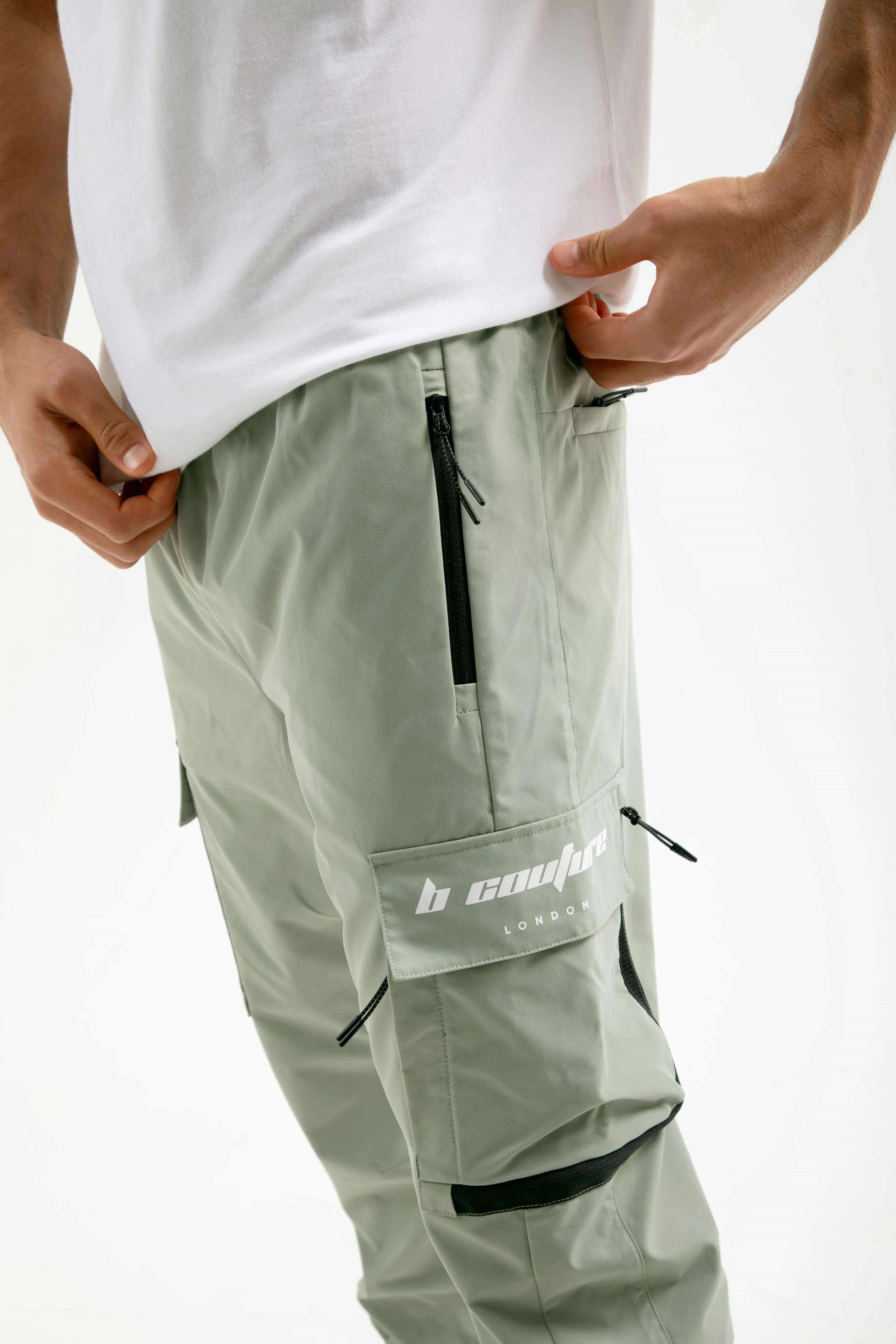 King Street Tapered Cargo Woven Pants - Sage