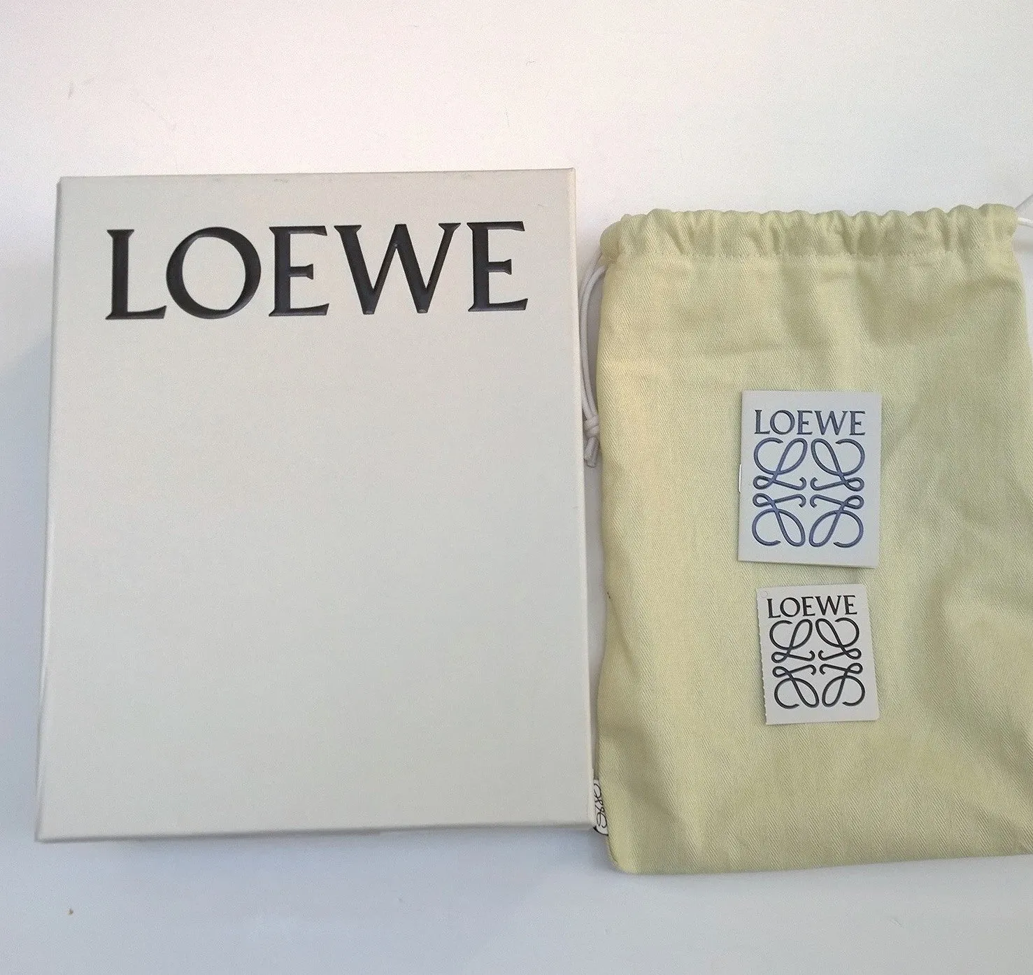 Loewe Paula's Ibiza SIGG Botella Caps Water Bottle