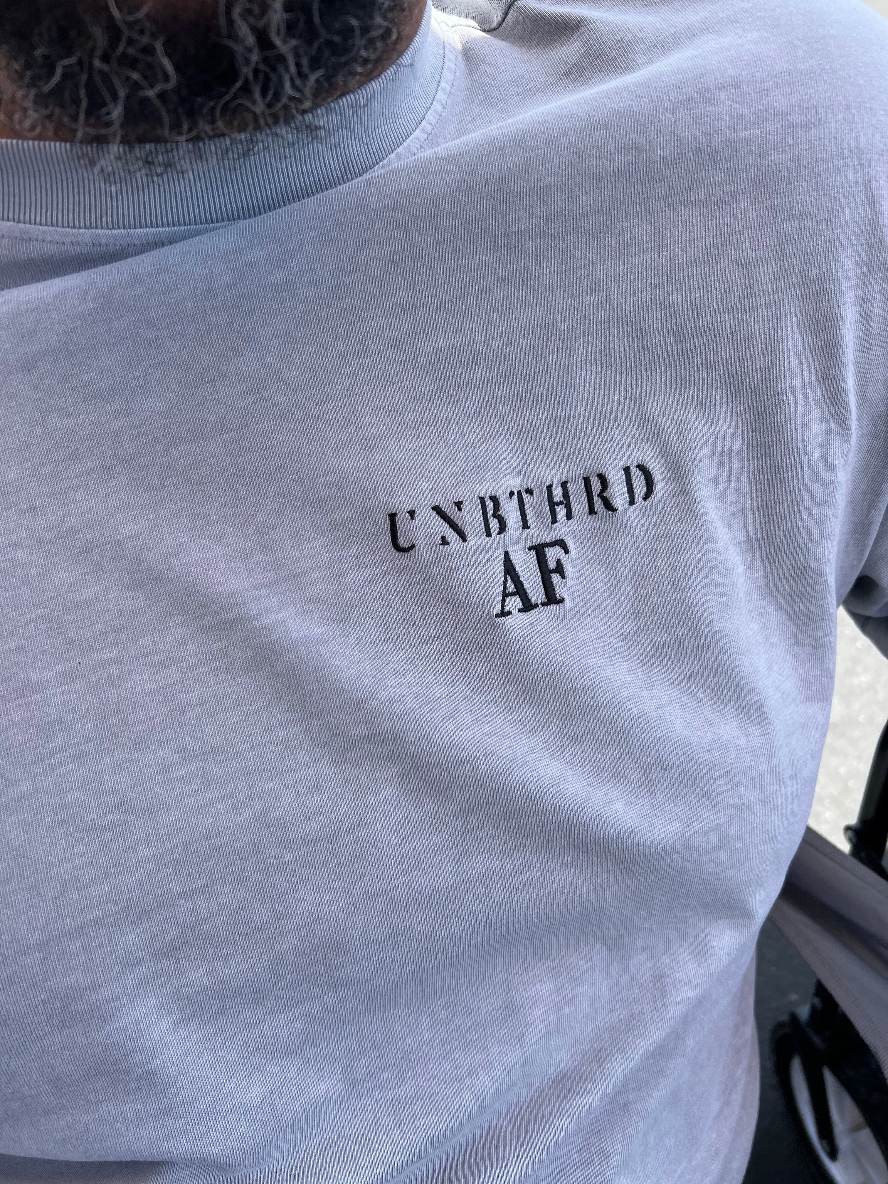 UNBTHRD AF T-SHIRT